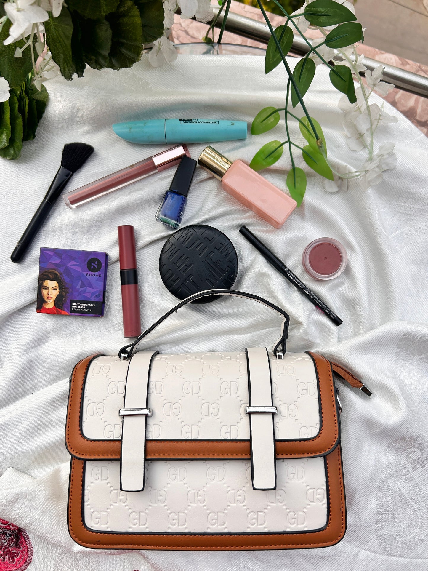 Allure Elite White Sling Bag